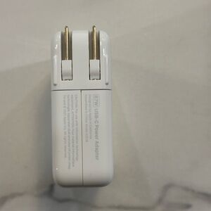 Apple 67w USB-C Power adapter